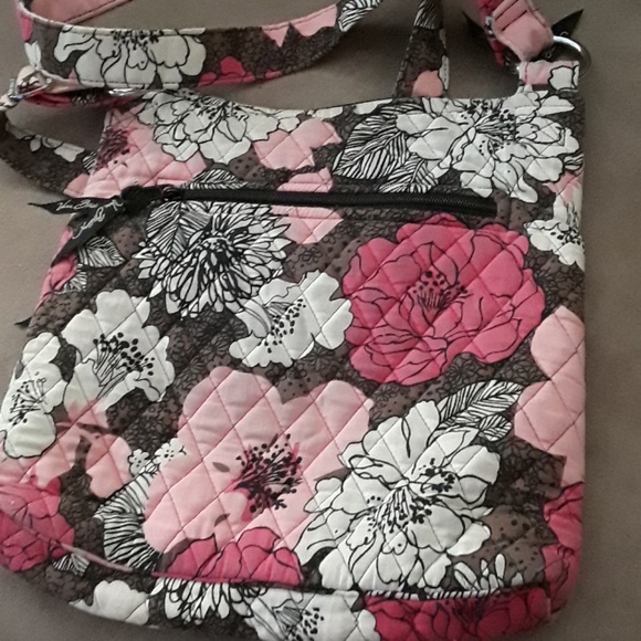 Vera Bradley crossbody purse and make up bag - Picture 3 of 8